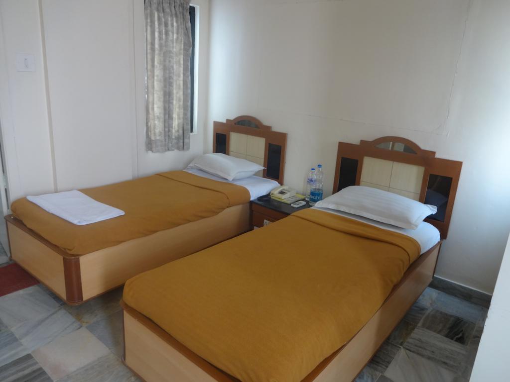 Hotel Vinayak Coimbatore Bilik gambar